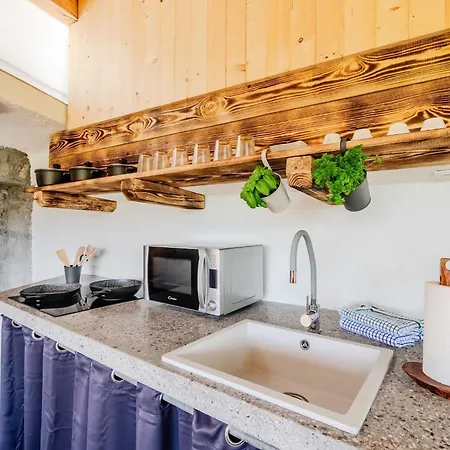 Vakantiehuis Nature Hideaway Homes With Sauna - One Bedroom