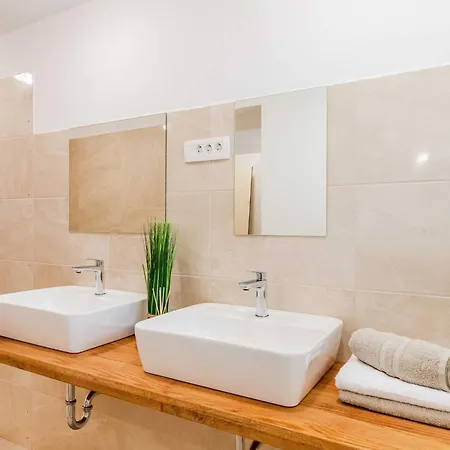 بيت للعطل Nature Hideaway Homes With Sauna - One Bedroom