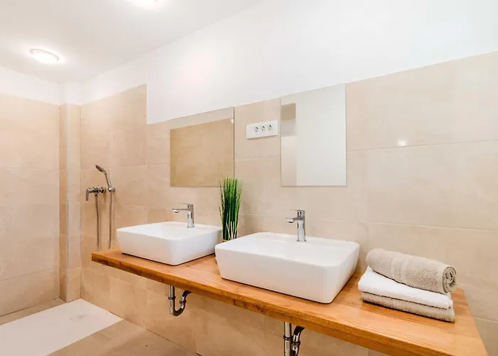 Nature Hideaway Homes With Sauna - One Bedroom