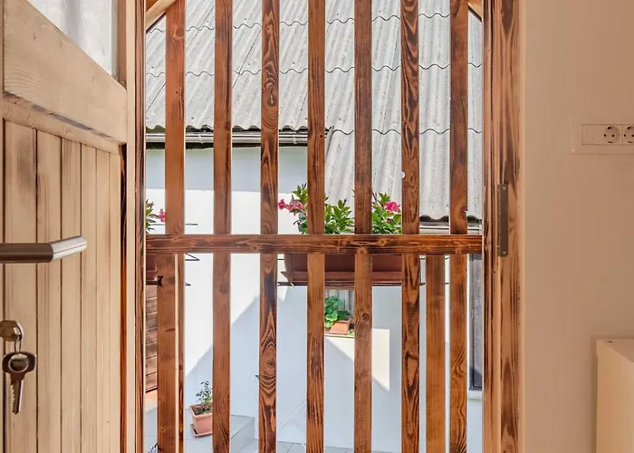 Nature Hideaway Homes With Sauna - One Bedroom Slap ob Idrijci