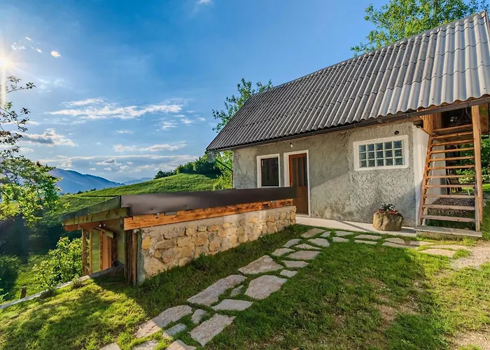 Nature Hideaway Homes With Sauna - One Bedroom * Slap ob Idrijci