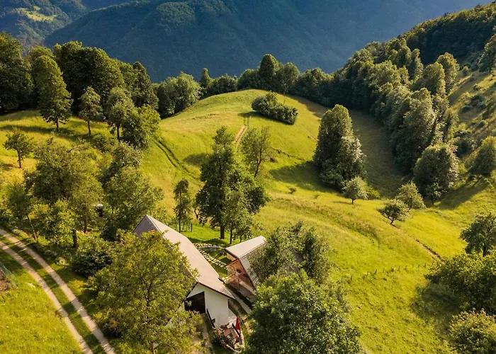 Nature Hideaway Homes With Sauna - One Bedroom * Slap ob Idrijci